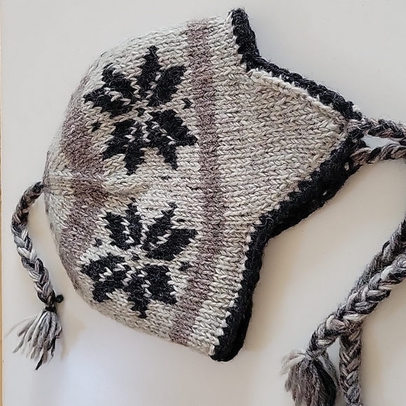 COPY - Merino Wool Sherpa Hat - Picture 6 of 15